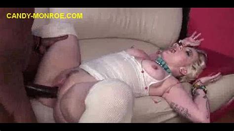 Splitting Blonde Pussy In Two XNXX