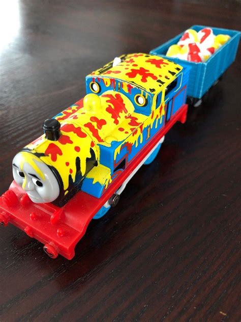 Thomas And Friends Paint Splatter Thomas Motirized Trackmaster Train