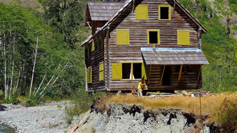 National Park Service Moves the Treasured Enchanted Valley Chalet 17 ...