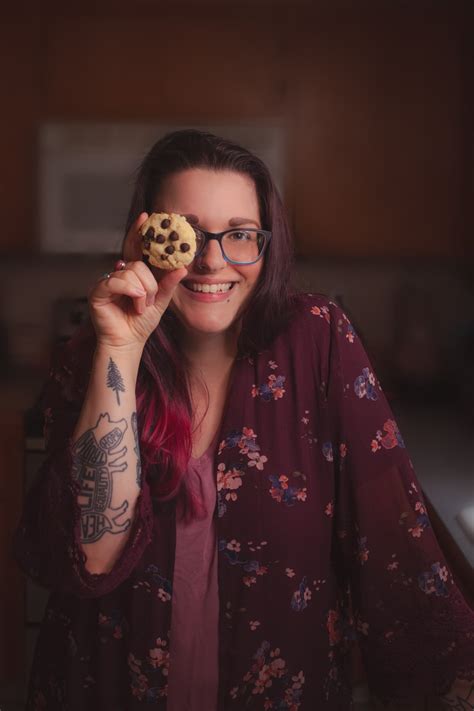 Amanda Meyers, MS, CN, LMHC — Wild Roots Therapy