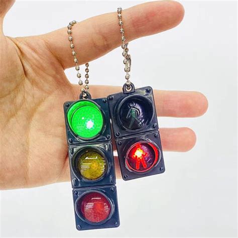 1pcs Mini 3D Traffic Light Car Key Ring Chain Keyfob Keychain Keyrings