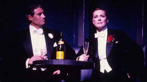 Look Back at Julie Andrews in Victor/Victoria on Broadway | Playbill