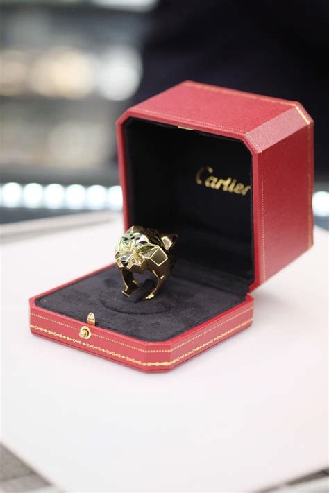 Cartier 18k Yellow Gold Panthere Head Solid Design Spotted Lacquer Ring For Sale At 1stdibs