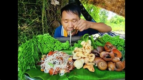 Asmr Eating Snails Craps With Vegetable Mukbang Thai Food Eating