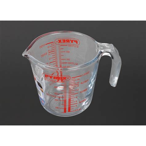 Pyrex Measuring Jug 500ml Raynor Hygiene