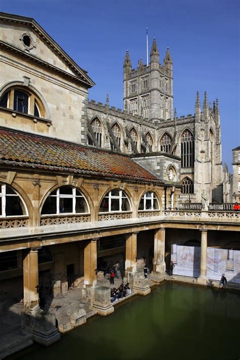 Roman Baths & Bath Abbey - Bath - England Editorial Image - Image: 16468725