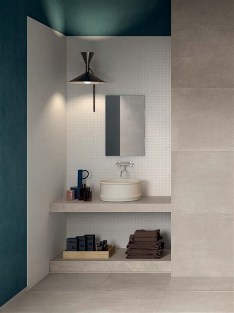 This Modern Bathroom Has A Cement Look Porcelain Tile Called Cenere 24