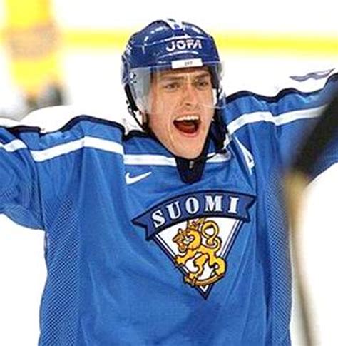 NIKE | TEEMU SELANNE Team Finland 2002 Olympic Hockey Jersey