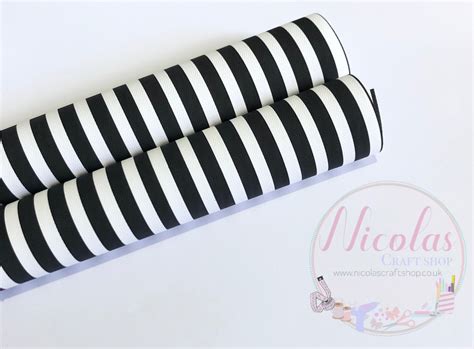 Black And White Stripe Printed Canvas Sheet Fabric