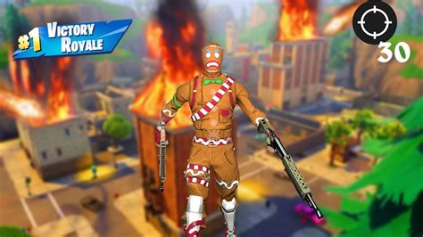 Merry Marauder Skin 30 Elim Trio Squad Fortnite Season 8 Youtube