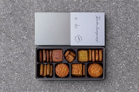 缶入りサブレ詰合せのご案内 PÂtisserie Asako Iwayanagi