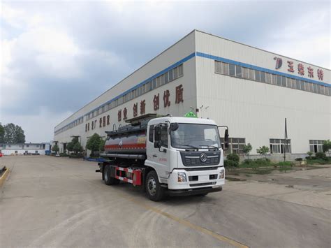 Dongfeng 4X2 12000L Corrosive Liquid Transport Tank Truck 12m3