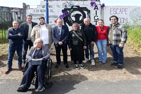 Inauguración mural solidario realizado por la Asociación de
