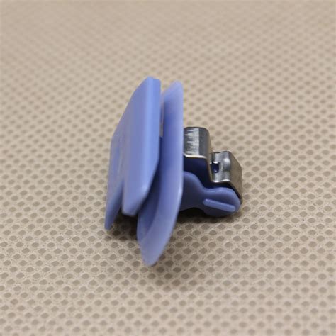 10pcs Windshield Pillar Interior And Trunk Trim Moulding Clip For Gm 24405740 Ebay