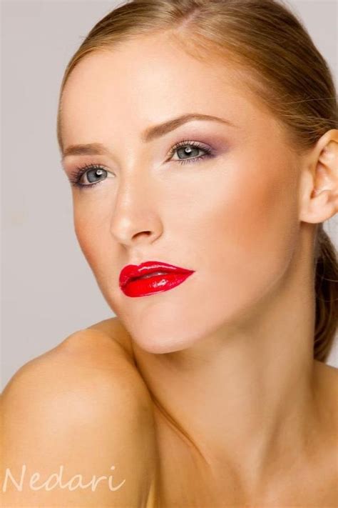 25 Glamorous Makeup Ideas With Red Lipstick