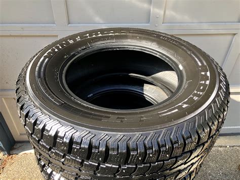 Dean Wintercat Radial Sst 265 70r17 115s Snow Tires For Sale In Bellevue Wa Offerup