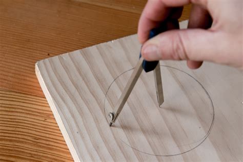 How To Cut A Perfect Circle With A Jigsaw Man Made DIY Crafts For Men