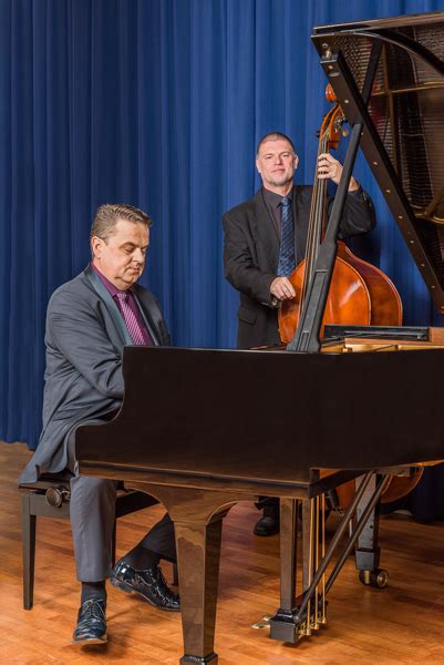 Uhr J Rgen Bleibel Jazztrio Spielt Im Sommer An