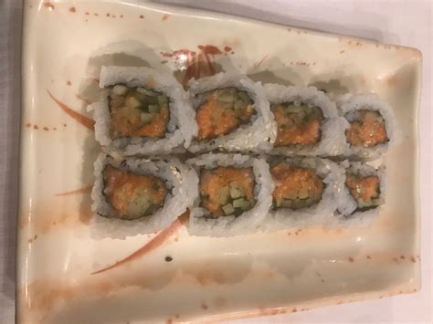 Spicy Crunchy Yellowtail Roll