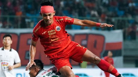 Kondisi Firza Andika Setelah Kepalanya Diperban Saat Persija Lawan Pss