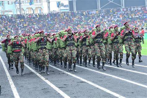 Tazama Shamrashamra Za Mapinduz Zilivyokuwa Zanzibar Mwinyi Aongoza