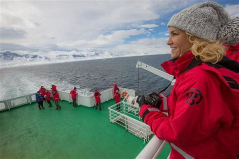 Expedition Cruise Ship, Antarctica - LiveAboard.com