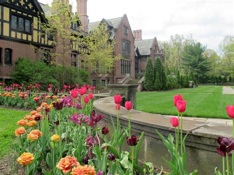 Springtime At Stan Hywet • Compassohio