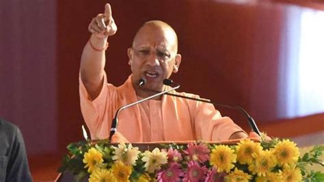 Yogi launches jibe at Cong-SP, likens them to ‘Bhasmasur’ - Hindustan Times