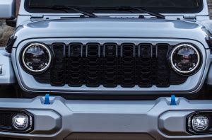 The 2024 Jeep Wrangler Gets An Uglier Face But A Sweet New Infotainment