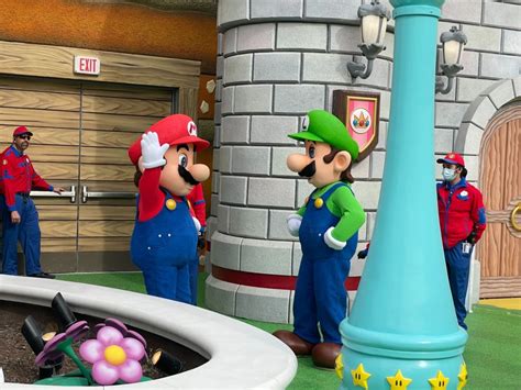 Photos Video Meet Mario Luigi And Princess Peach In Super Nintendo