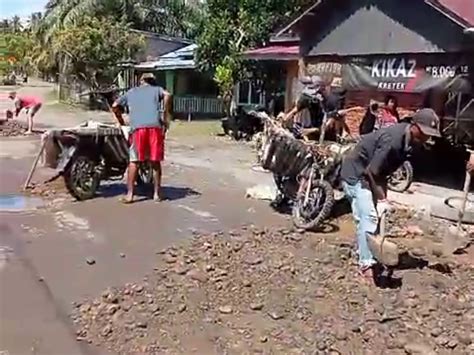 Sudah Lama Ditunggu Perbaikan Warga Muara Danau Seluma Akhirnya Timbun