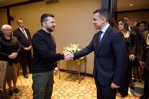 Zelensky Meets With Ecuador S President In Argentina