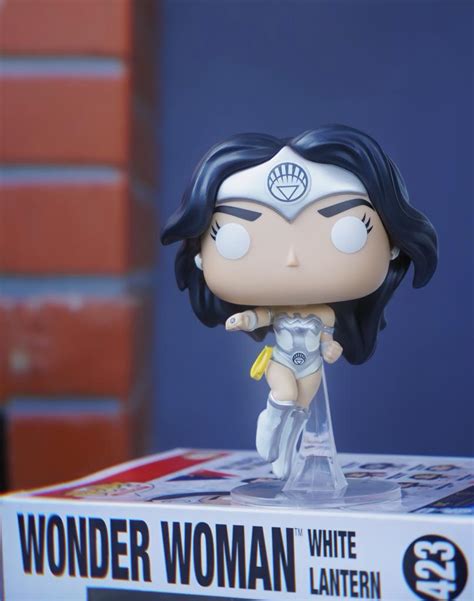 Funko Pop Mulher Maravilha Wonder Woman White Lantern Wonder Woman 80