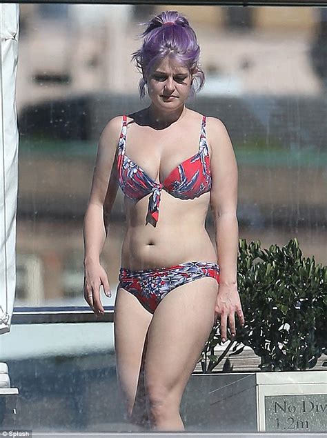 Kelly Osbourne Parades Her Voluptuous Curves In Retro Floral Bikini