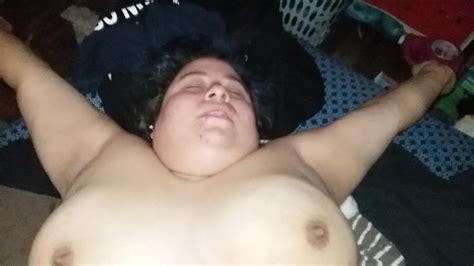 Chubby Melissa Showing Off Nude XHamster