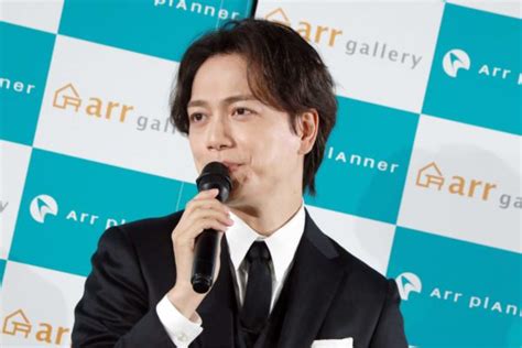 山崎育三郎、家での居場所はリビング 「いつか理想の一戸建てを」 Sirabee20220825yamazakiikusaburo2