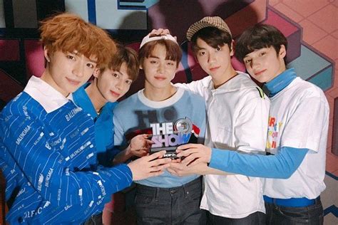 Bts Little Brother Group Txt Makes History On Billboard And The Show Starmometer