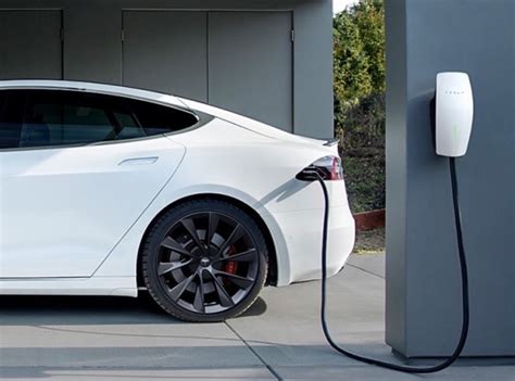 Tesla Sends Survey to Gauge Home Charging Experience - TeslaNorth.com