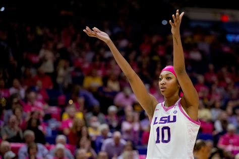 Five takeaways from LSU women’s basketball’s win over Texas A&M - Yahoo ...