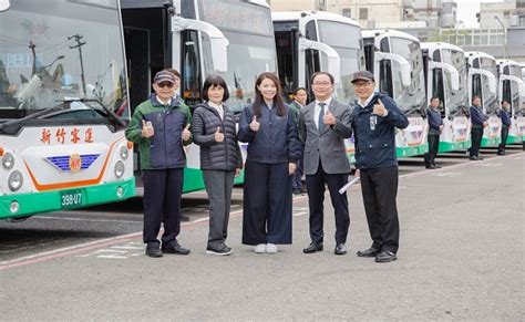 觀傳媒 桃竹苗新聞 竹市低地板公車增11輛 友善公車運輸提高近4成