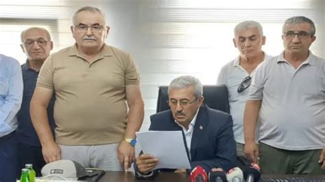 Kayseri De Chp Li Belediye Meclis Yesi Istifa Etti