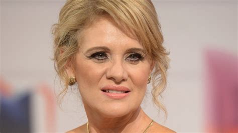 Video Erika Buenfil Confirma Con Divertido Tiktok Que “todo Su Cuerpo