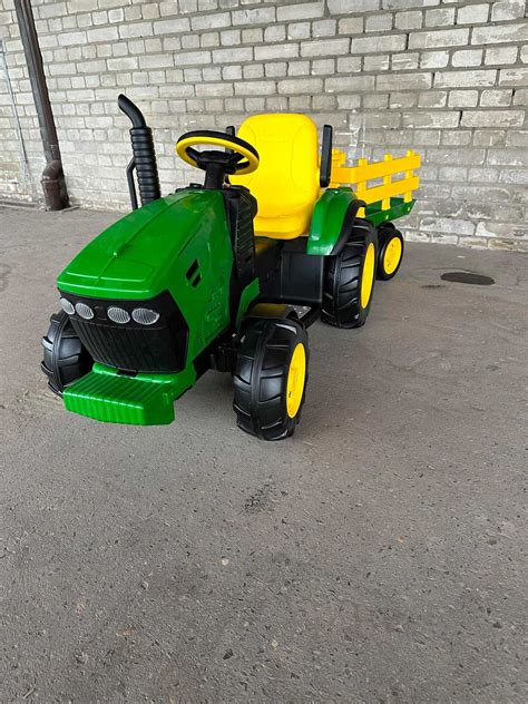 Traktor Na Akumulator Peg Perego John Deere Power Pull Z Przyczep