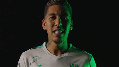 Roberto Firmino assina pelo Al Ahli da Arábia Saudita