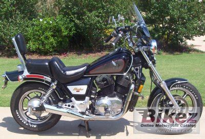 Custom 1986 Honda Shadow 1100