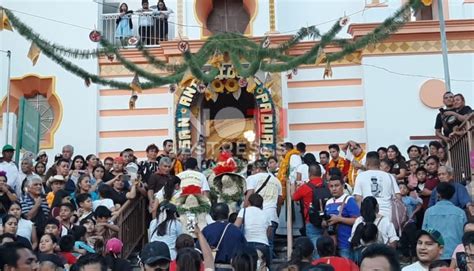 En Medio De Un Ambiente De Fiesta Celebran Cuelga Al Barrio De San