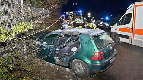 Unfall bei Tamm 62 Jährige prallt gegen Zaun Ludwigsburg