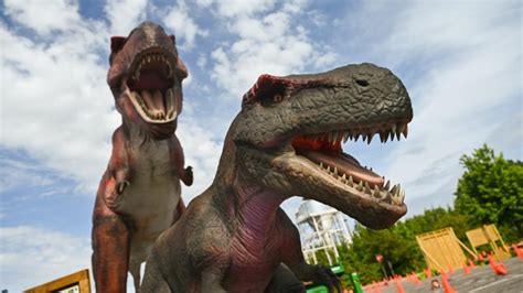 Check Out The 70 Life Sized Dinosaurs Coming To Arizona Iheart