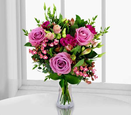 Fresh Flowers For Her - Pink Flowers In Vase | Fresh Flowers Online ...