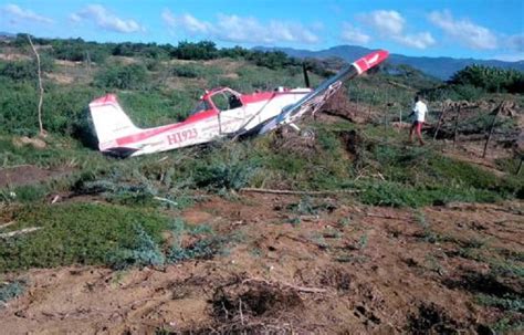 Piloto De Avioneta Sale Ileso Tras Estrellarse En Una Finca En Valverde